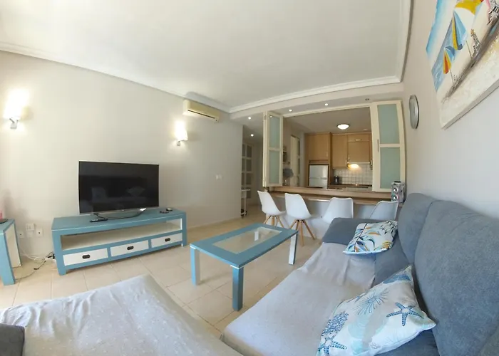 Apartamento Spacious 2 Beds Appt With Pool In A Large Complex