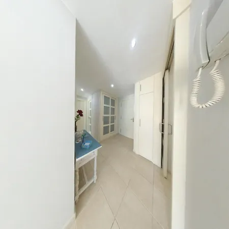 Spacious 2 Beds Appt With Pool In A Large Complex Apartament Puerto de Santiago (Tenerife)