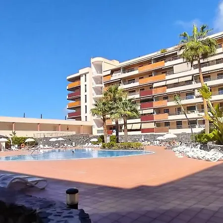 Spacious 2 Beds Appt With Pool In A Large Complex Apartament *